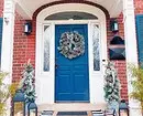 Si të dekoroj derën në Vitin e Ri: 5 opsionet më të bukura 5530_104