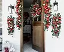 Cómo decorar la puerta al Año Nuevo: 5 Opciones más hermosas 5530_78