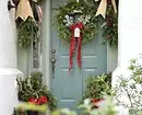 Cómo decorar la puerta al Año Nuevo: 5 Opciones más hermosas 5530_97