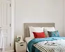 Designul dormitorului în culori ușoare (82 de fotografii) 5551_33