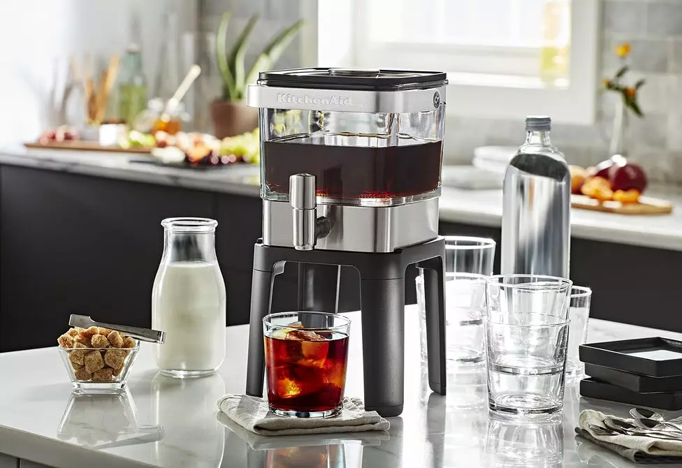 We choose which coffee maker is better for the home: 7 important parameters and models rating 5601_15