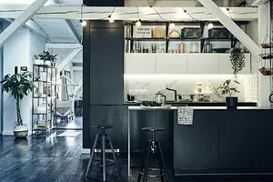 Non seulement Scandy: 8 choses de Ikea pour créer un intérieur dans le style loft 5725_1