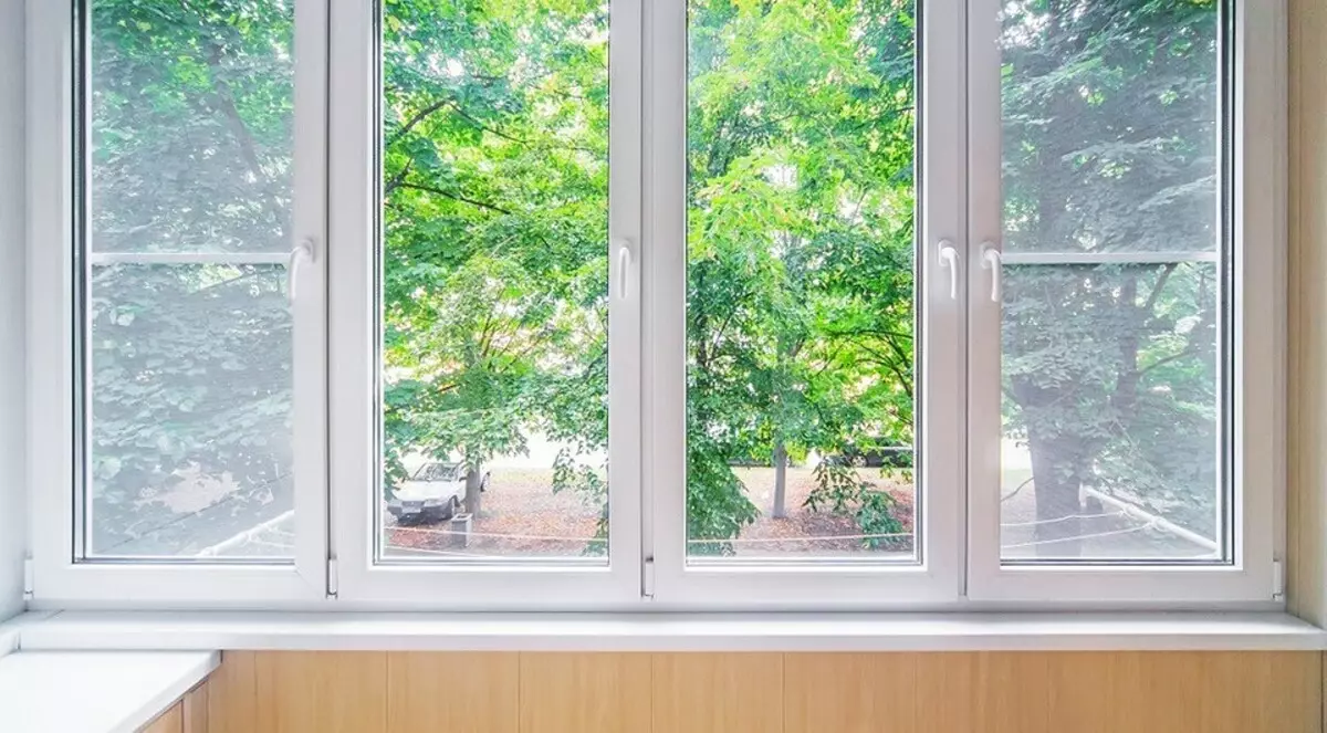 Хөнгөн бүрхүүлтэй цонхыг өөрийн гараараа хуванцар цонхоор сольж: 7 асуулт, зааврыг