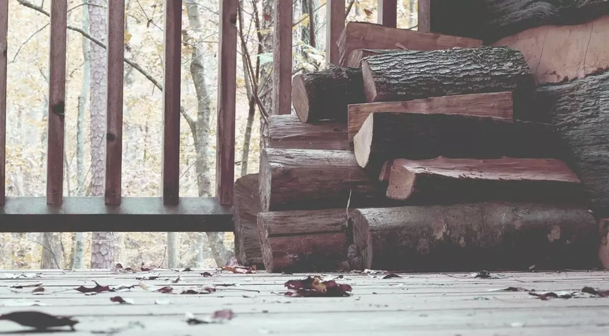 Bagaimana untuk membina kayu untuk memberi dengan tangan anda sendiri: arahan langkah demi langkah