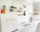 Baltā virtuve ar baltu countertop: 5 dizaina opcijas un 50 fotogrāfijas 5999_4