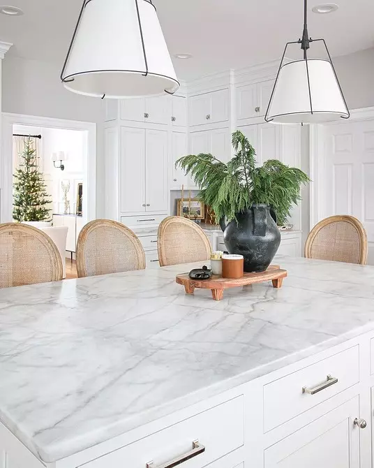 Dapur putih dengan countertop putih: 5 pilihan reka bentuk dan 50 foto 5999_57