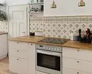 Белая кухня з драўлянай стальніцай (42 фота) 6019_53