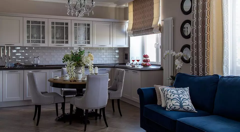 Apartman egy nagy család: modern klasszikus szürke-fehér gamme