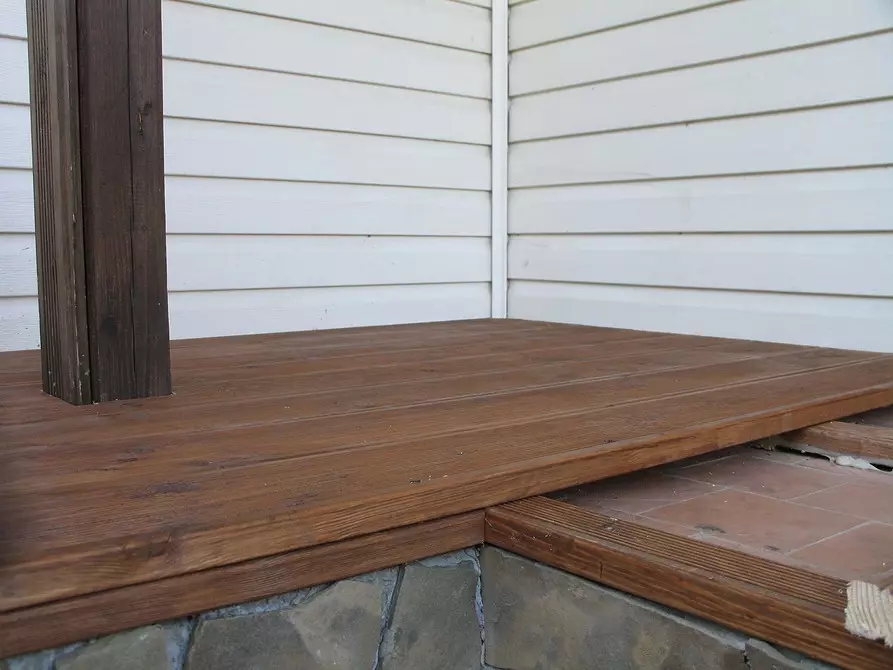Hur man gör steg för en veranda av trä och DPK gör det själv: Steg-för-steg-instruktioner 6051_44