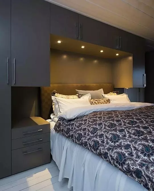 Dhoma gjumi në Niche: 6 mënyra për të rregulluar bukur dhe në mënyrë të përshtatshme 6197_33