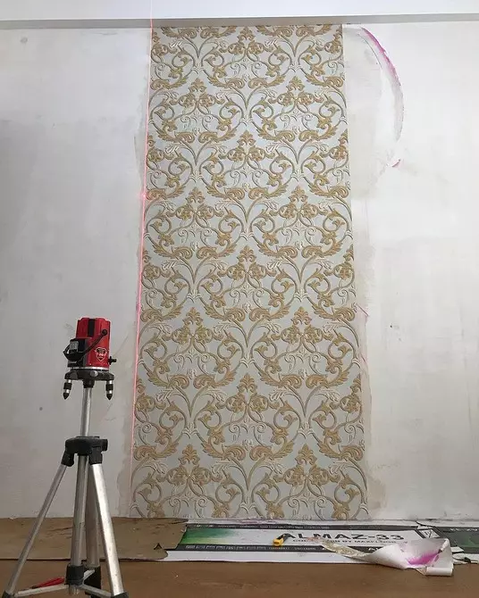 How to glue wallpaper properly: detailed instructions for those who prefer to do everything 621_17