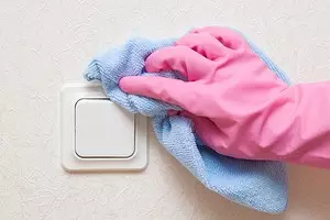 壁紙を洗う方法：7ファンドと役立つ便利なヒント 632_1