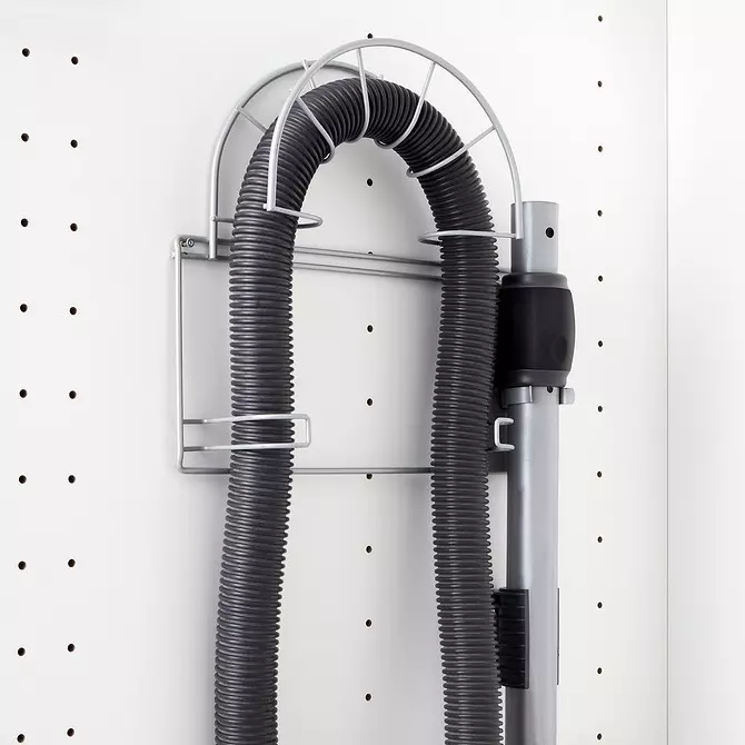 Where to keep a vacuum cleaner in the apartment: 8 convenient places 636_43