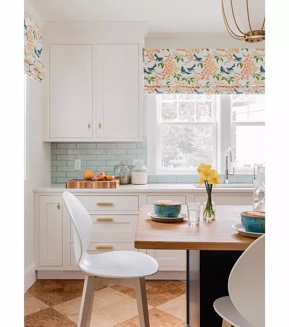 Kaip išleisti virtuvės interjerą su kriaukle prie lango: naudingi patarimai ir 58 nuotraukos 6462_80