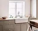 Kaip išleisti virtuvės interjerą su kriaukle prie lango: naudingi patarimai ir 58 nuotraukos 6462_9