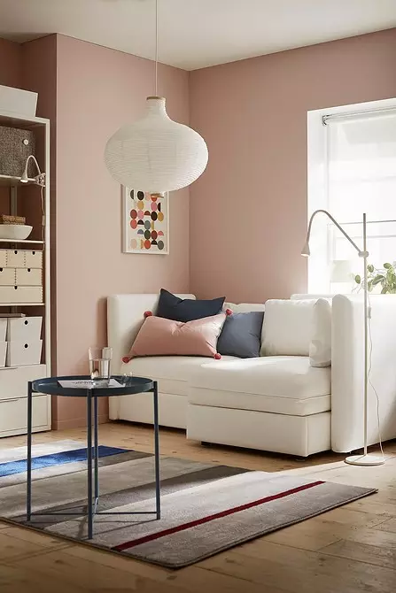 Kako dogovoriti jeftinu dnevnu sobu s IKEA: Pronađeno 11 prikladnih roba 6648_53