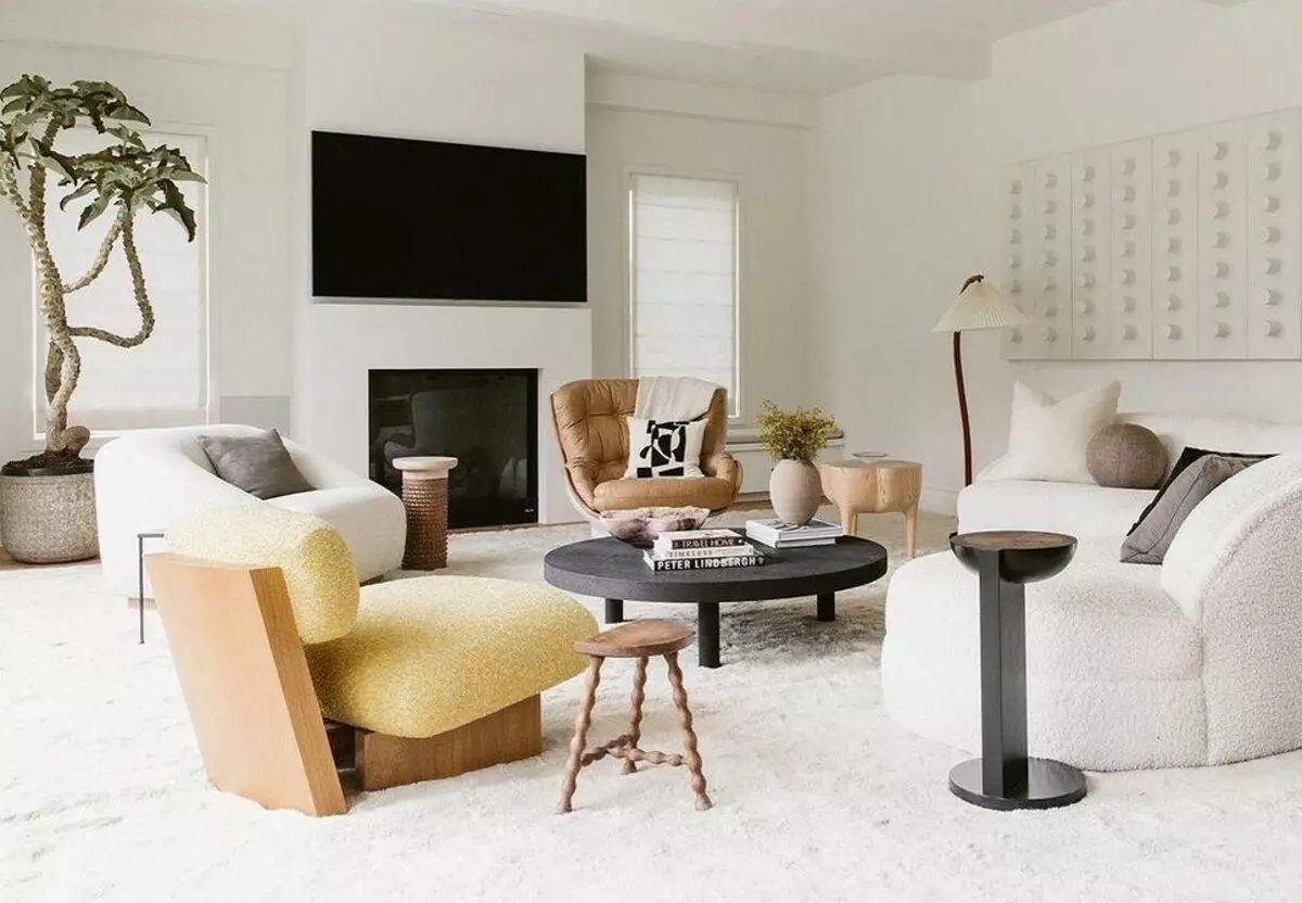 Crear unha zona suave ideal na sala de estar: 7 xeitos de combinar sofá e butacas 6660_40