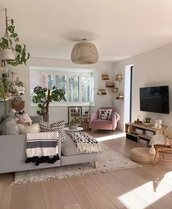Creeu una zona suau ideal a la sala d'estar: 7 maneres de combinar el sofà i les butaques 6660_67