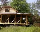 લાકડાના ઘર પર પોર્ચ: બનાવવા અને ડિઝાઇન કરવા માટેની ટીપ્સ (35 ફોટા) 6688_18