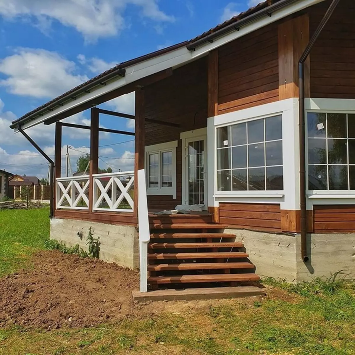 Porche à la maison en bois: conseils pour la création et la conception (35 photos) 6688_60