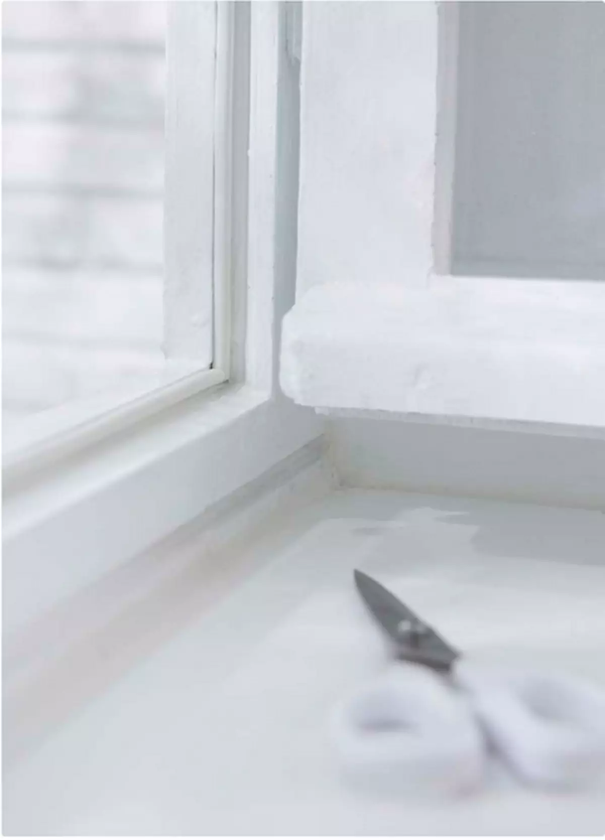 چگونه برای مهر و موم پنجره ها و کاهش هزینه های گرما: دستورالعمل های دقیق 6918_17