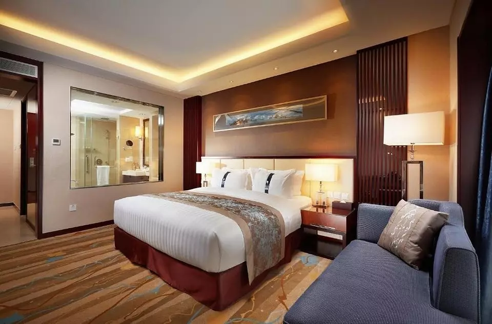 बेडरूमसाठी 10 कल्पना, जगातील सर्वोत्तम हॉटेल्समध्ये स्पीकेट 6929_12