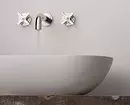 Jeśli kran w łazience przepływa: jak wyeliminować podział własnych rąk 6942_28