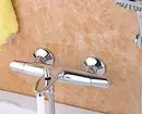אם הברז בחדר האמבטיה זורם: איך לחסל את התמוטטות עם הידיים שלך 6942_38