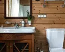 We decoreren de badkamer in een houten huis (39 foto's) 7038_81