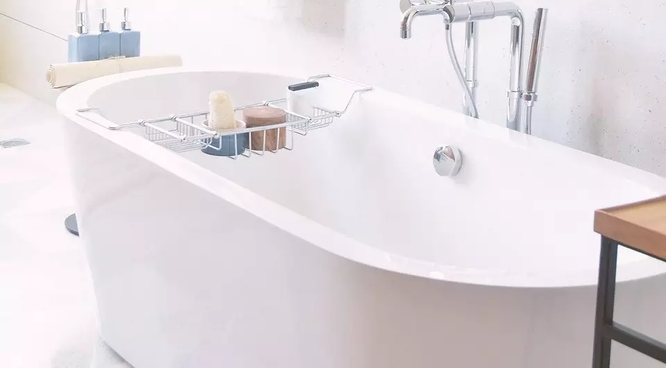Koks akrilas yra geriau pasirinkti restauravimo vonia: 3 kriterijai