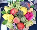 ما یک گلدان ارزان قیمت را در 1 سپتامبر انجام می دهیم: از رنگ های کشور، میوه ها و سبزیجات 7270_8