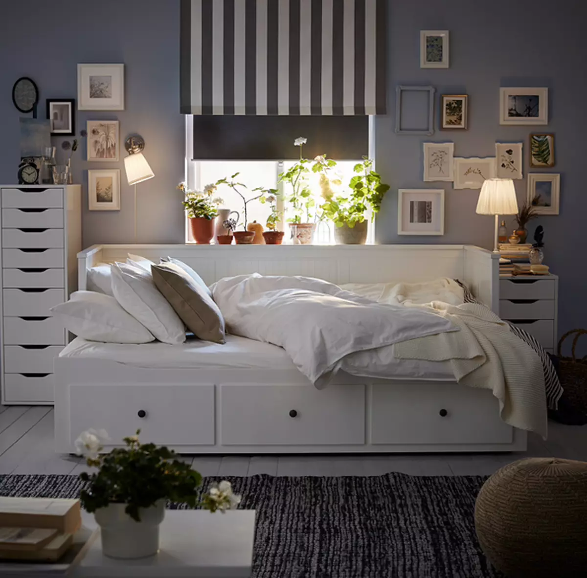 Tooling Spací místo v Melogabrites: 9 nejlepší postele, pohovky a pohovky z IKEA 7288_33