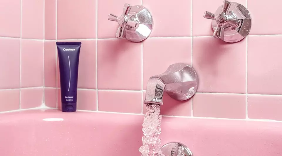 6 hal yang membuat kamar mandi Anda terlihat kotor (meskipun tidak)