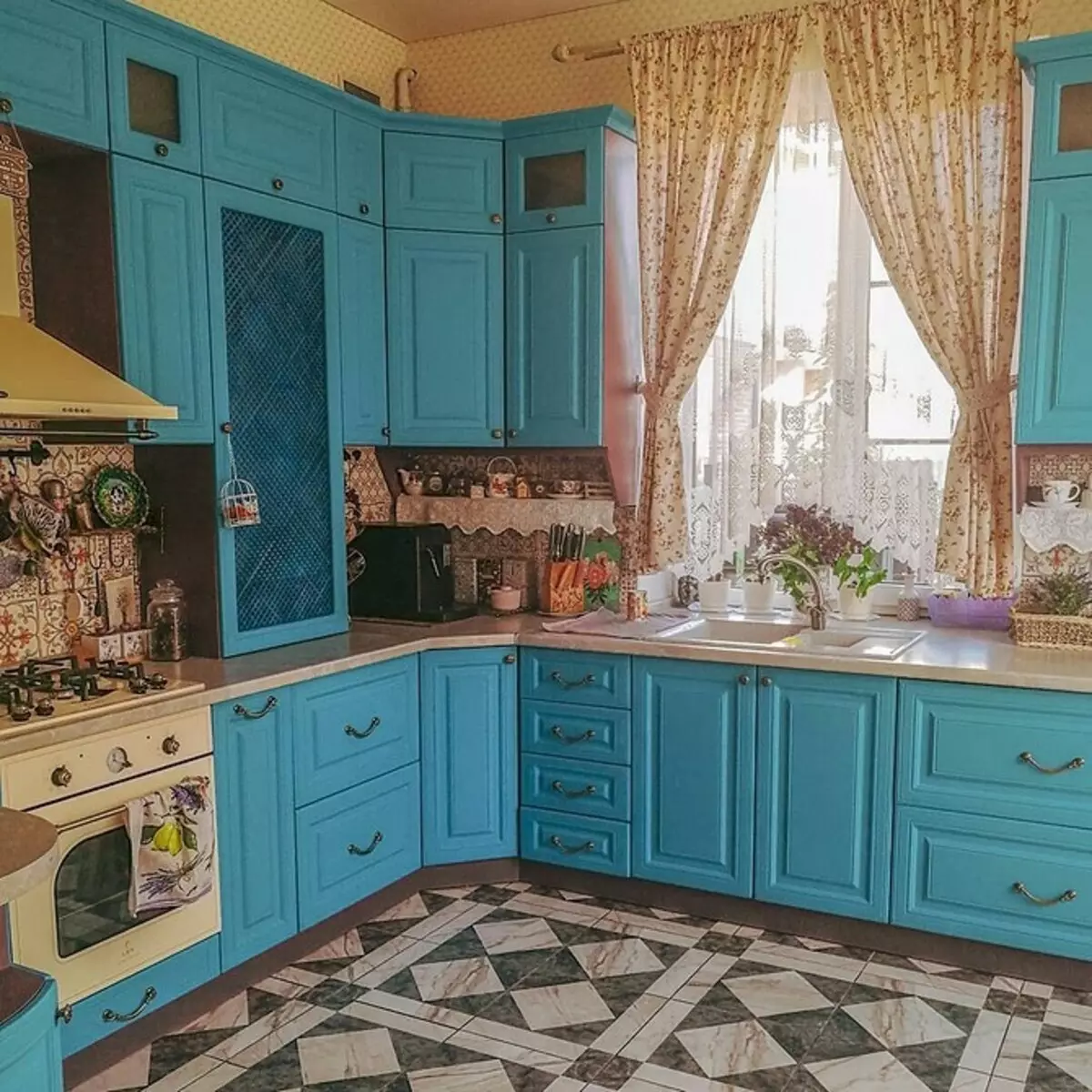 Rideaux dans la cuisine dans le style de Provence: Conseils pour choisir des modèles réels 7338_77