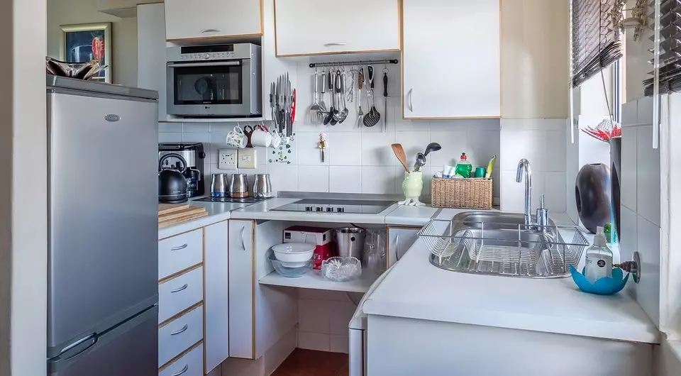 10 ideja za skladištenje na sićušnoj kuhinji, koje su vrlo lako implementirati