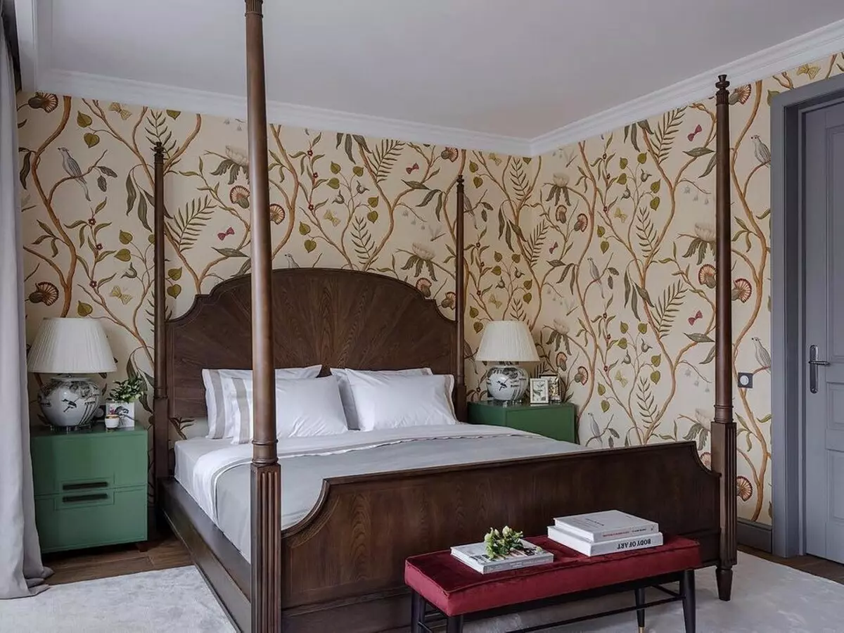 खोली आरामदायक आणि सुंदर बनवण्यासाठी बेडरूमसाठी वॉलपेपर किती रंग 7454_3