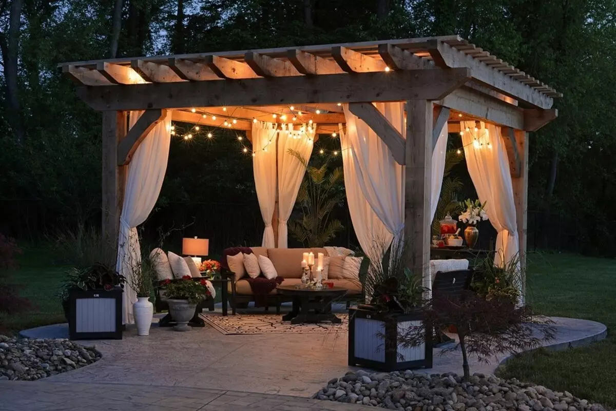 Simple and beautiful: how to make a gazebo of wood (55 photos) 7473_4