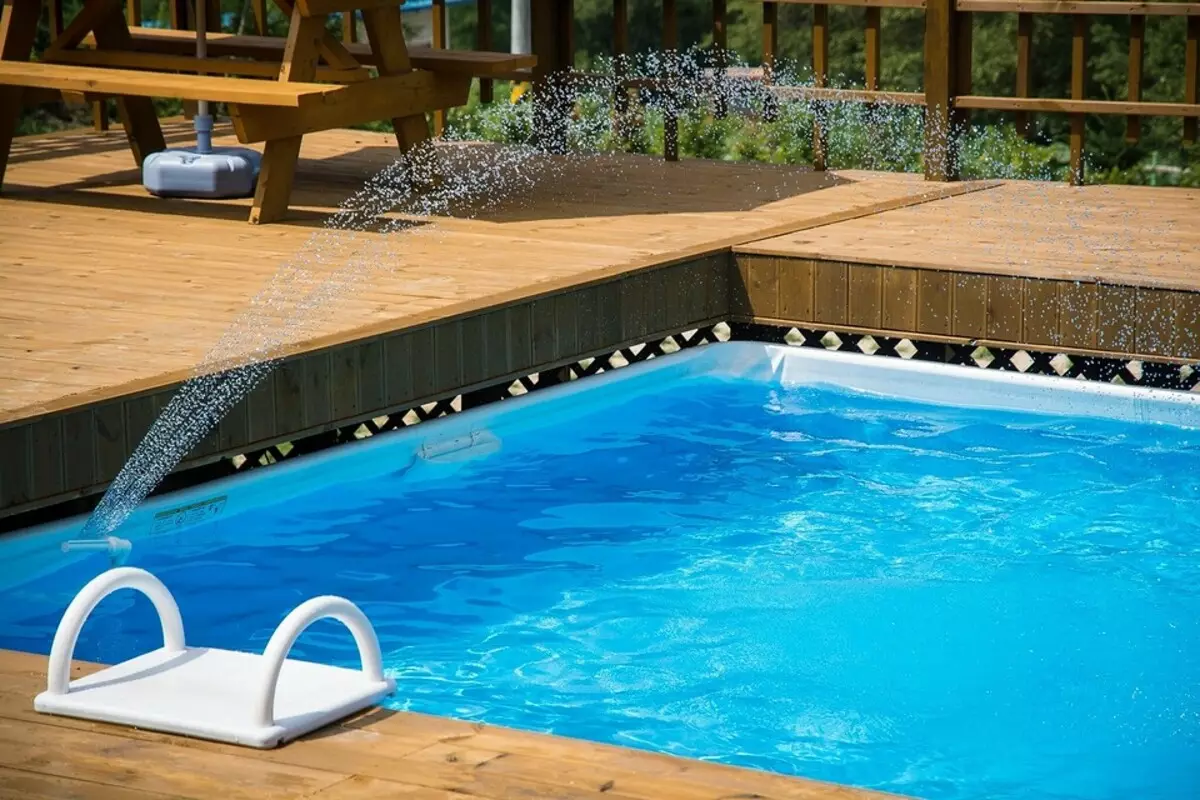 Hoe te warmen wetter yn it swimbad by it hûs: 10 wurkjende manieren 7520_3