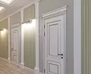Pintu putih di bahagian dalam apartmen (45 foto) 7540_77