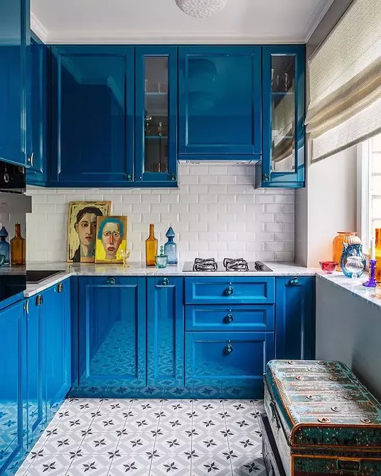 Čo farba Kuchyňa vyberte: 6 momentov na vytvorenie ideálneho interiéru 7576_83