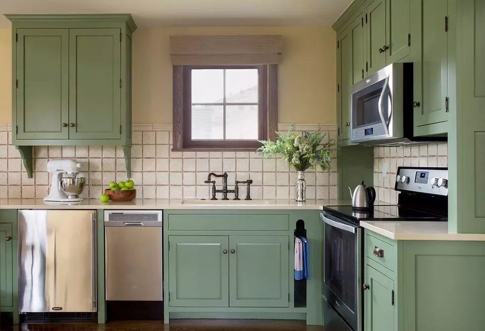 Apa warna dapur yang dipilih: 6 saat untuk membuat dalaman yang ideal 7576_89