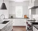 Cociña branca no interior: consellos de rexistro e 70 exemplos sorprendentes 7612_47
