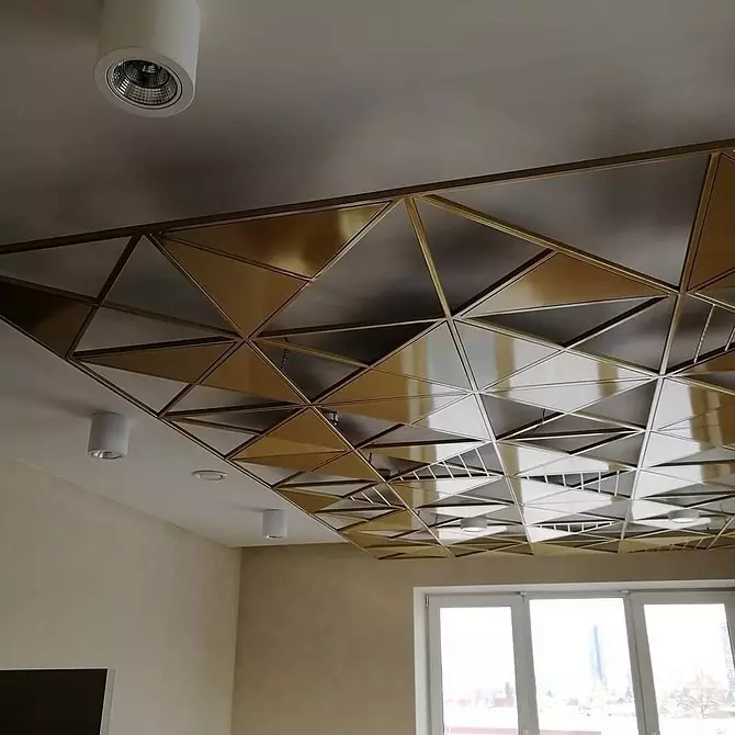 Quale soffitto è meglio fare nel bagno: 7 materiali pratici 7919_27