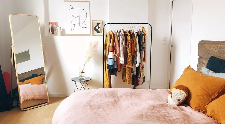 Little Bedroom Design 12 kvm: 3 Layout alternativer og 65 bilder