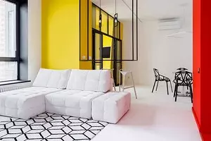 Risiko eller ikke? Hvit sofa i interiøret (35 bilder)