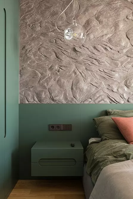 Tekstur alami dan beberapa warna: interior apartemen di Minsk 81_27