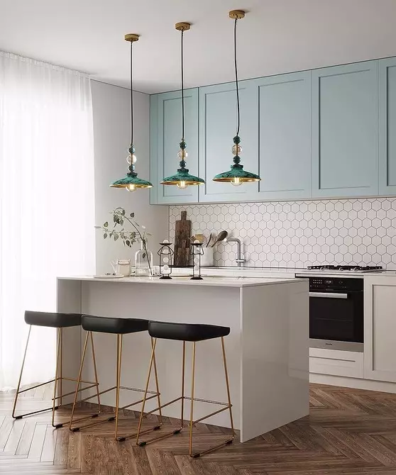 چگونه برای ایجاد یک طراحی آشپزخانه روشن از رنگ فیروزه ای و جلوگیری از خطاها؟ 8228_156