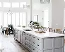 Bright kitchen in classic style: how to create an interior that does not complicate 8253_105