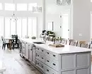 Cuisine lumineuse dans le style classique: comment créer un intérieur qui ne complique pas 8253_105