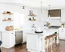 Cocina brillante en estilo clásico: cómo crear un interior que no complique. 8253_136